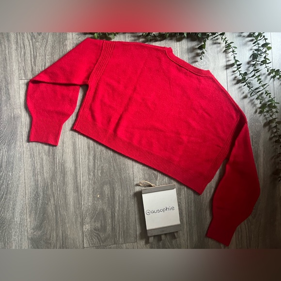 Wild Fable Bishop Sleeve Red Crew Neck Cropped Sweater w Ribbed Detailing S NWOT - Picture 5 of 6